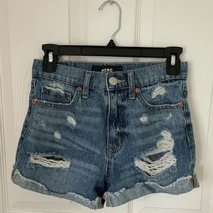 00 Aeropostale shorts